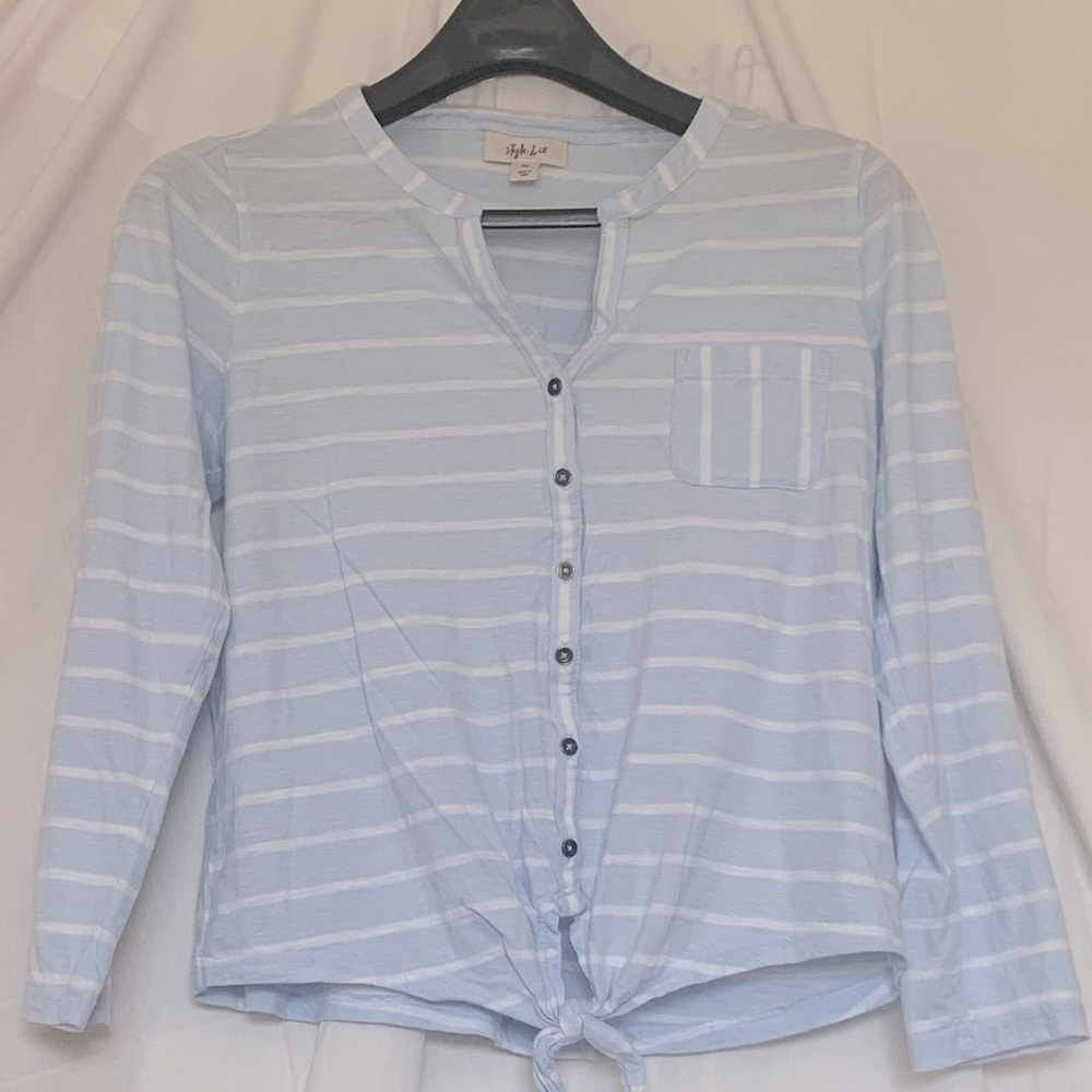 Style & Co Button Down Tie Front Striped Long Sleeve Shirt. Women’s size PM.